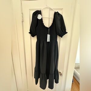 NWT Hill House Home black crepe Louisa, size medium